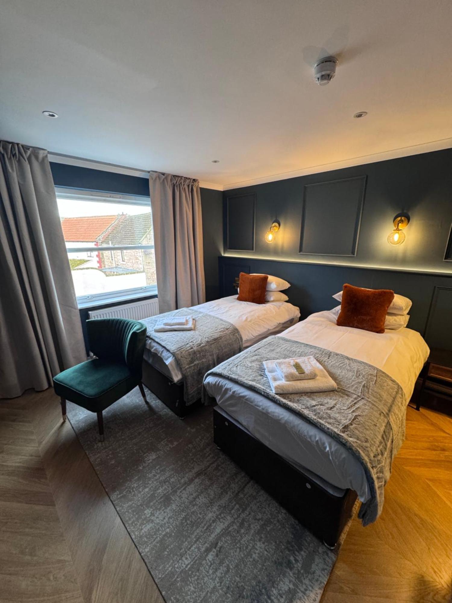 Rob Roy - Self Check-In Boutique Accommodation Berwick Upon Tweed Bagian luar foto